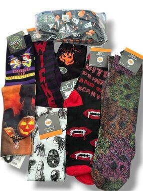 9️⃣ PAIR BUNDLE Halloween SPOOKY GOTH Socks Multi Color WITCH VAMPIRE SKULLS NWT